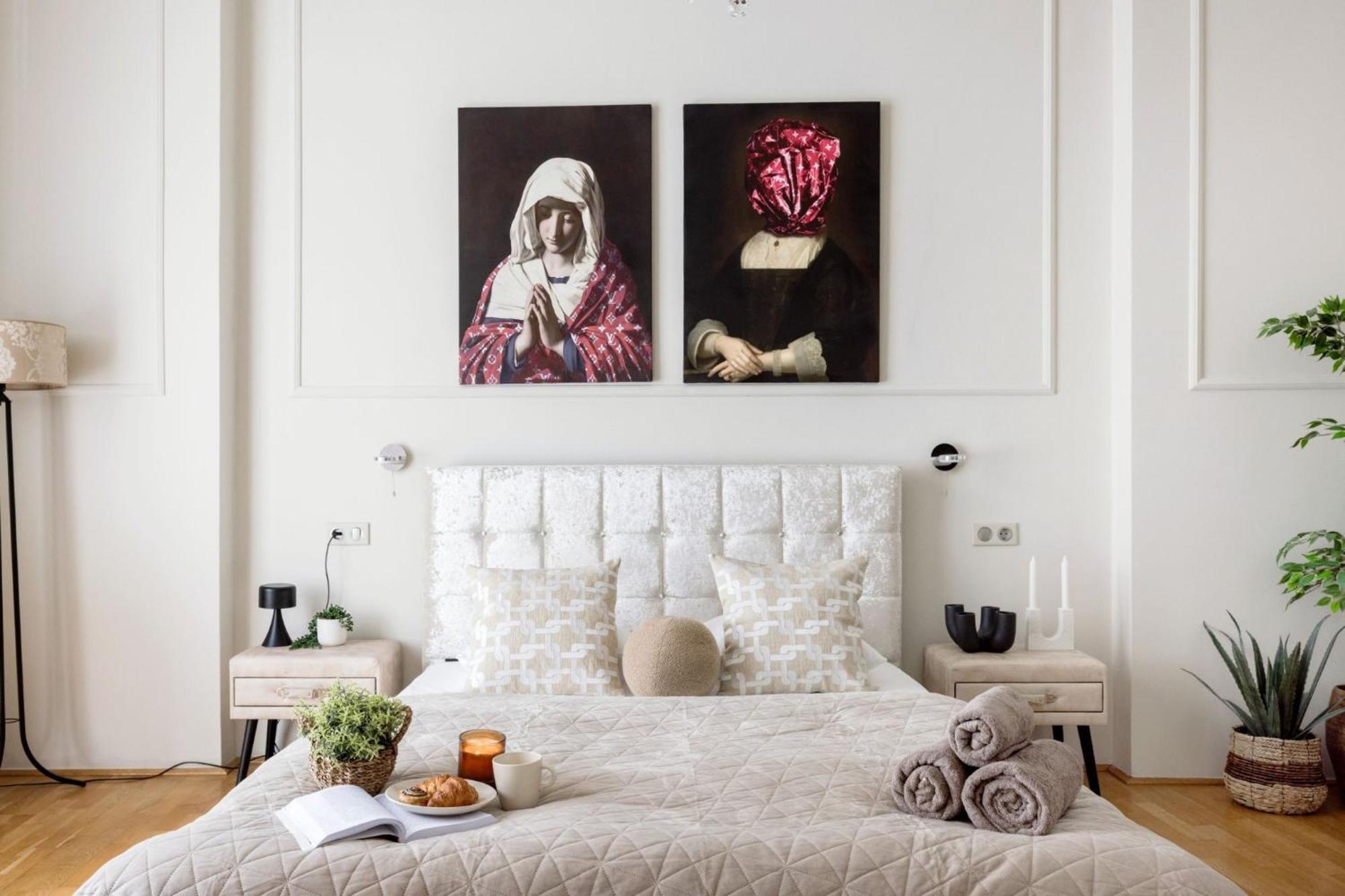 Timeless Elegant Apartment By Opera House Budapeste Exterior foto