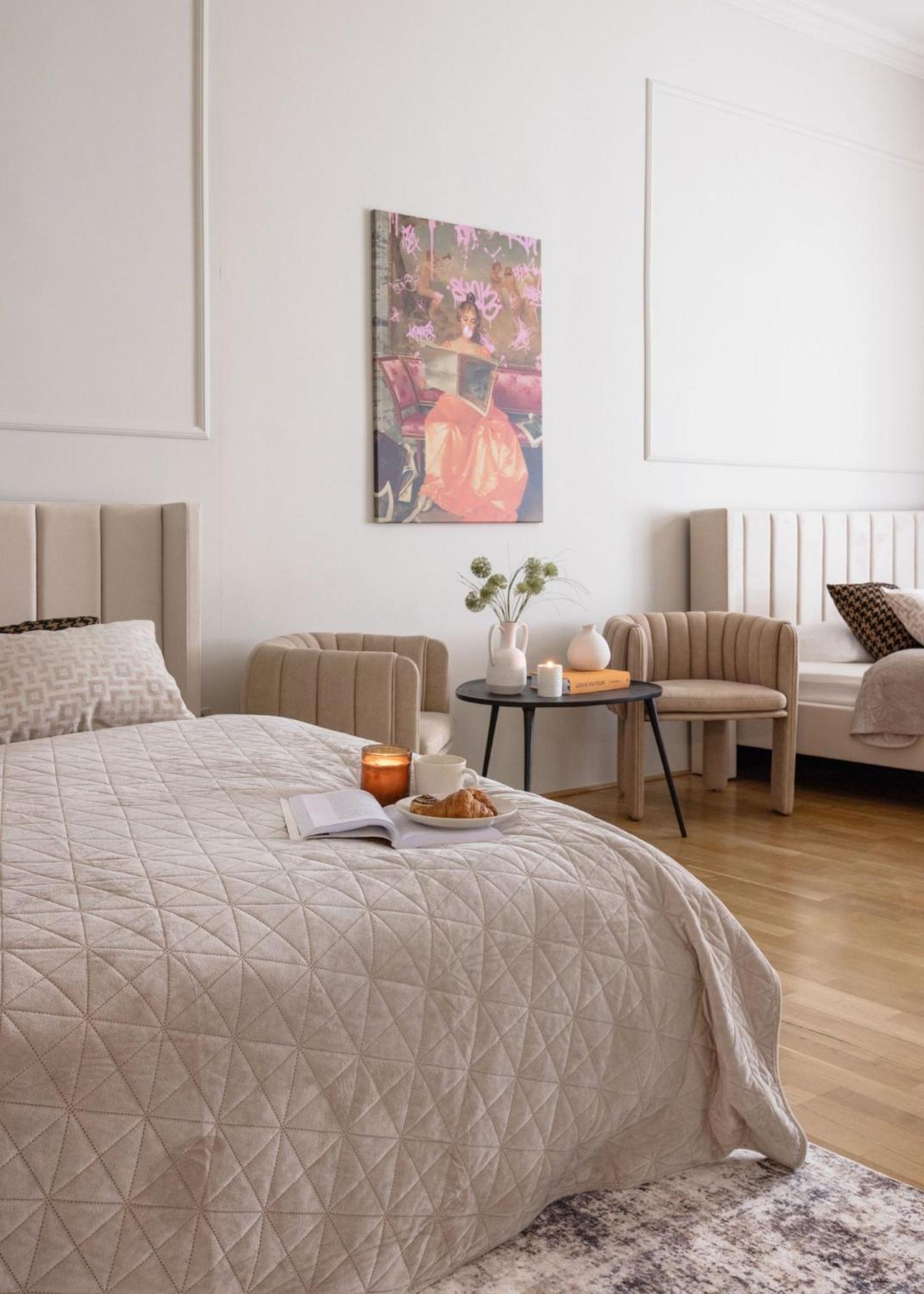 Timeless Elegant Apartment By Opera House Budapeste Exterior foto